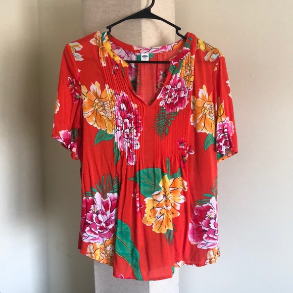 Old Navy Tops - Old Navy Short Sleeve top